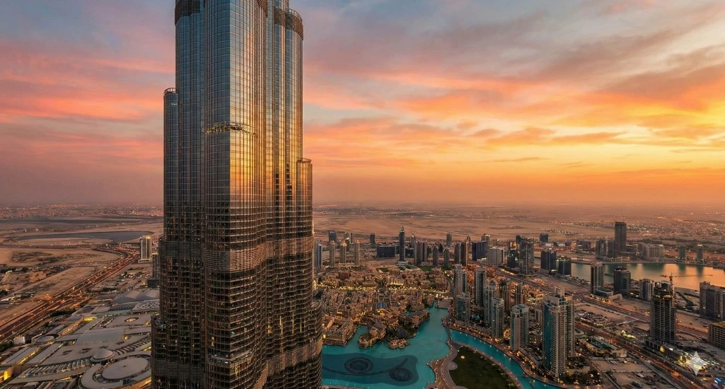 Burj Khalifa at sunset Burj Khalifa at sunset